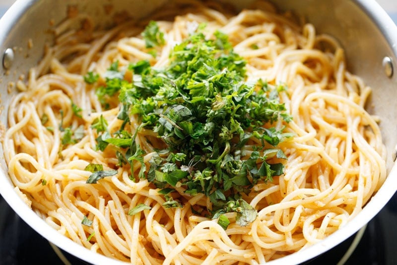 Ultimate Garlic Pasta Recipe 2025: Easy Garlic Butter Spaghetti (40 Min)