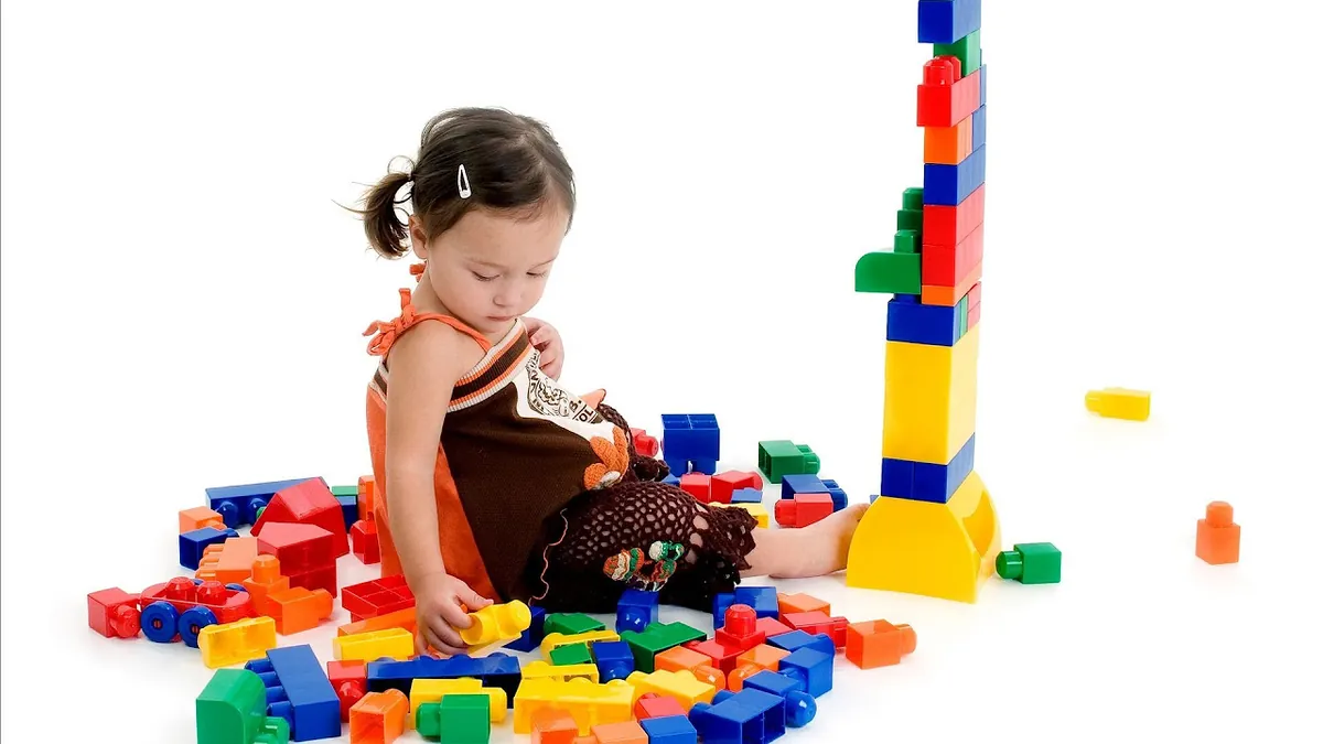 Cognitive Development in 4-Year-Olds: Complete Milestone Guide (2025)