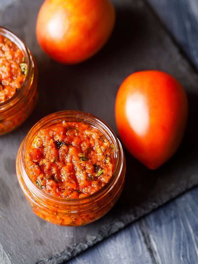 Best Homemade Pizza Sauce Recipe 2025 (With Fresh Ingredients) | 15-Minute Recipe