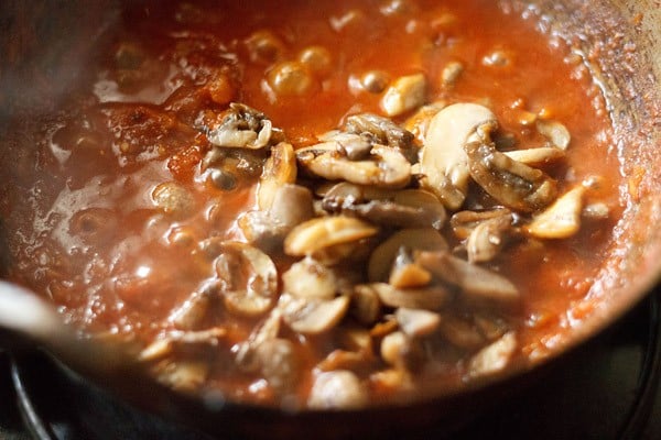 Kadai Mushroom Recipe