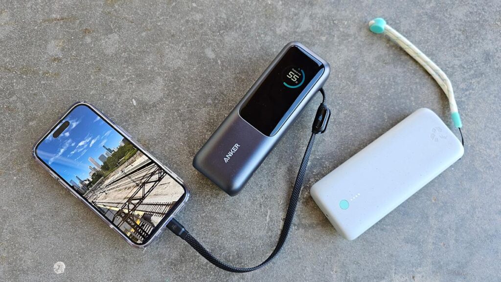 Travel Electronics Charging Solutions: Complete Guide to Keep Your Devices Powered on the Go