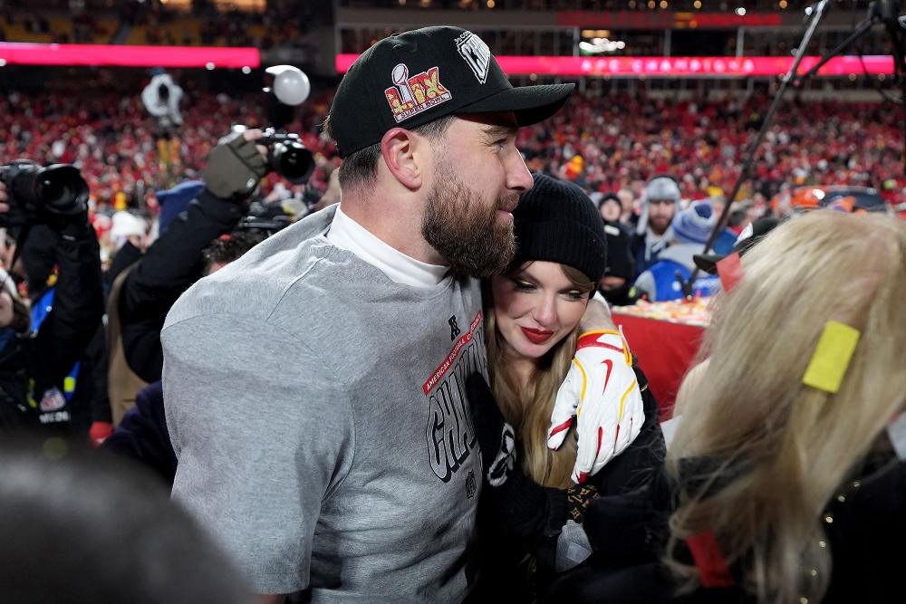 Taylor Swift News: Warns Travis Kelce About Bourbon Street with Donna | Celebrity Taylor Swift News: Warns Travis Kelce About Bourbon Street with Donna | Celebrity