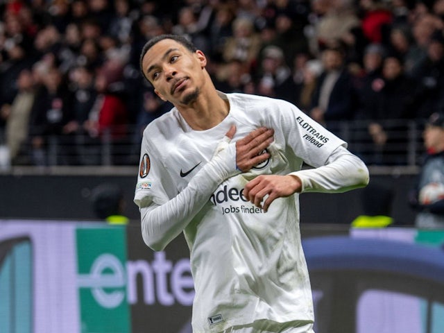 Roma vs Eintracht Frankfurt Preview: Giallorossi Face Must-Win Europa League Clash Roma vs Eintracht Frankfurt Preview: Giallorossi Face Must-Win Europa League Clash