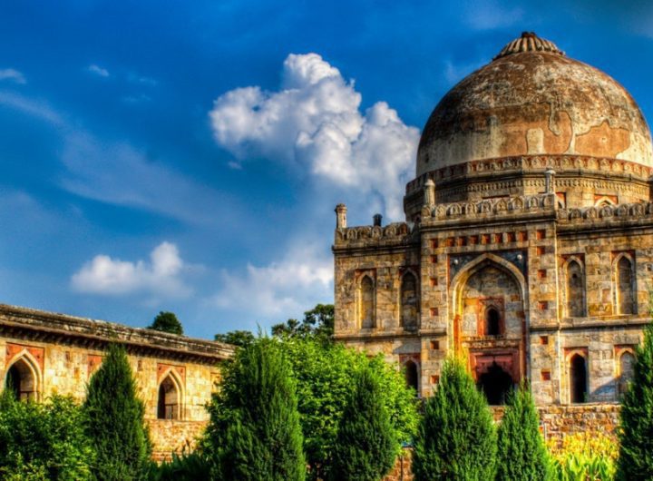 Ultimate Tourist Places in India 2025: 12 Breathtaking Destinations