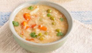 Dalia Recipe - Daliya Khichdi (With Broken Wheat & Veggies)