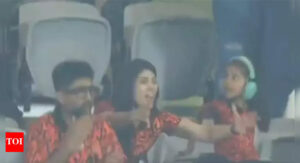Kavya Maran's animated reaction to Harshal Patel's drop catch goes viral - Watch! | Cricket News