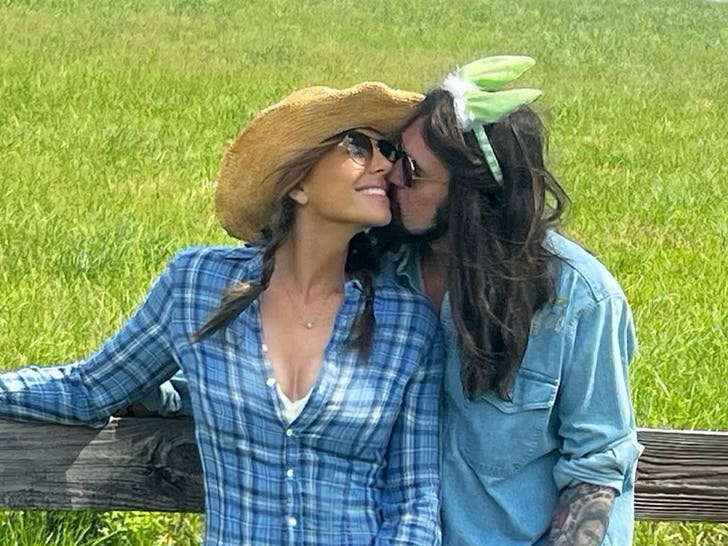 Elizabeth Hurley Billy Ray Cyrus Relationship: New PDA Photos From Tennessee Weekend Elizabeth Hurley Billy Ray Cyrus relationship first Instagram official photo
