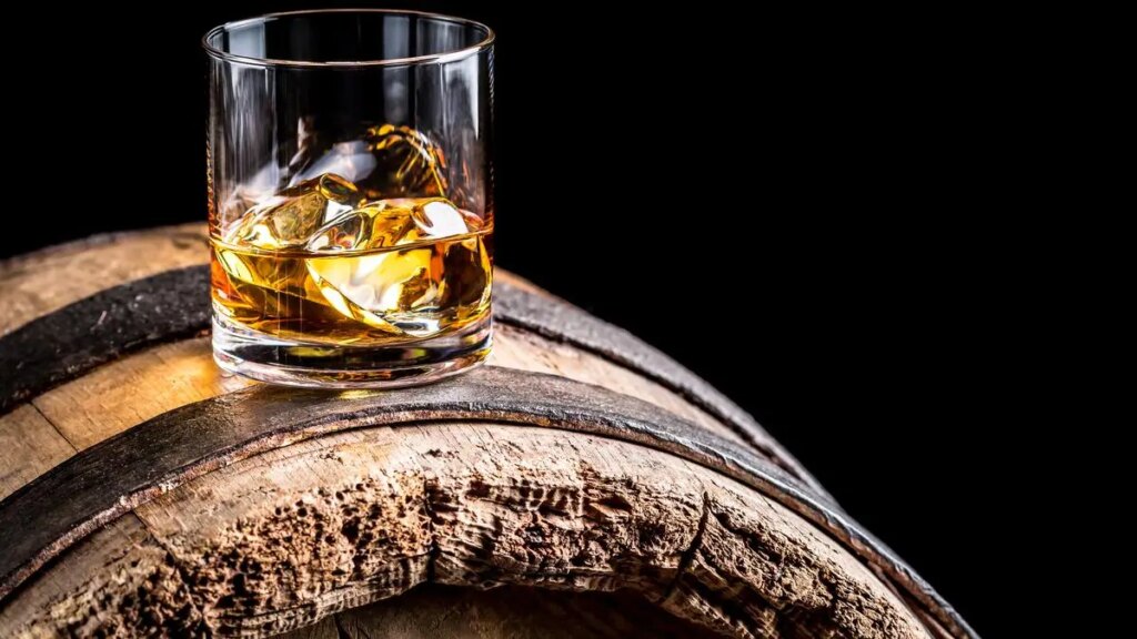 Golden Mist French Brandy Launched by Allied Blenders & Distillers in Karnataka's Premium Segment Allied Blenders & Distillers launches Golden Mist French brandy in Karnataka