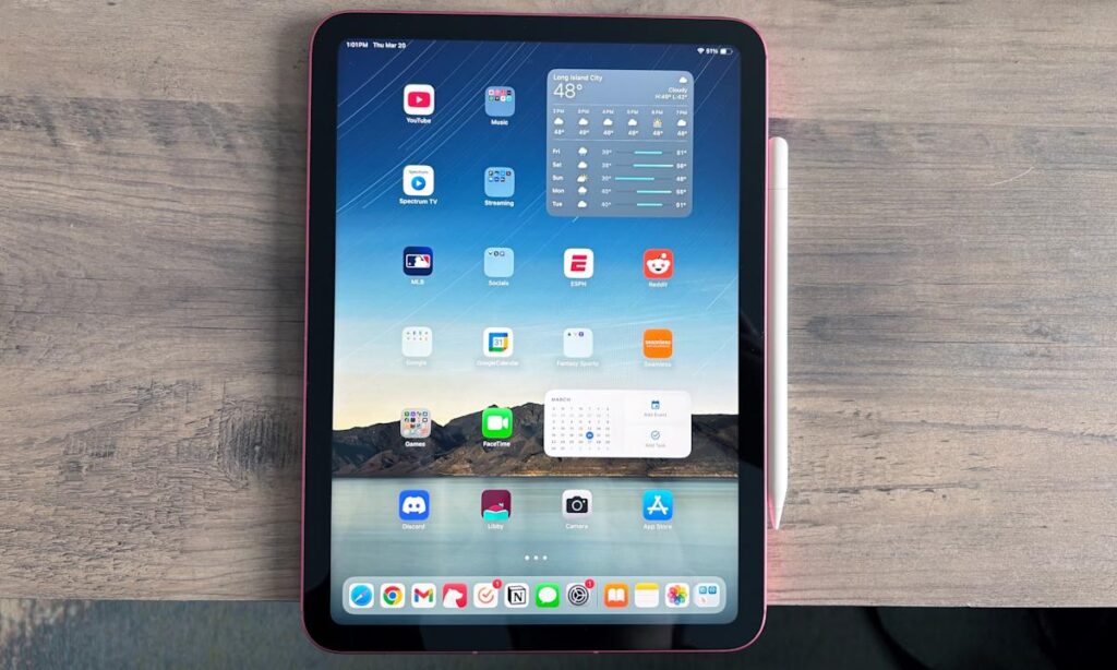 Pick up Apple’s newest iPad while it’s on sale for a record-low price