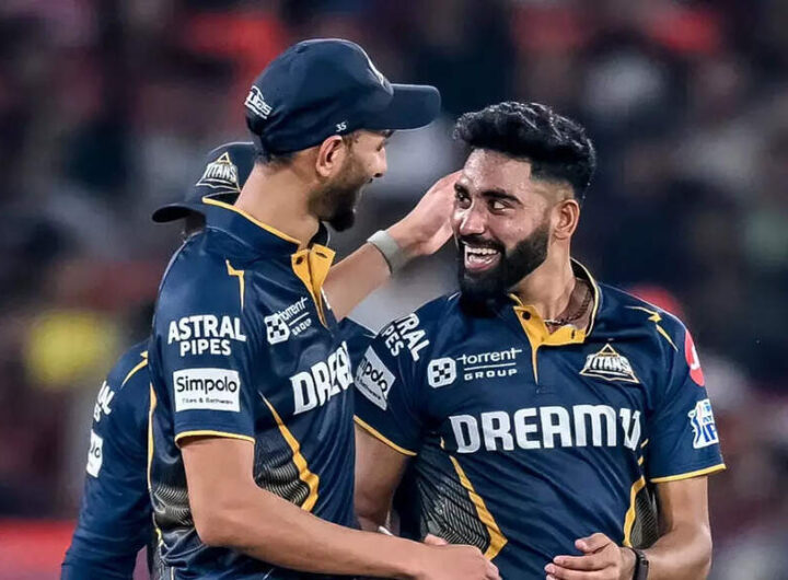 Caught on camera! Ashish Nehra's 'secret signals' to Mohammed Siraj and Prasidh Krishna - WATCH | Cricket News