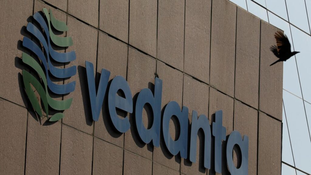 Vedanta FY26 Strategy: ₹53,251 Crore Debt Reduction Plan Meets ₹1.7 Billion Growth Capex Vedanta’s FY26 Plan: Aggressive debt reduction meets bold capex push