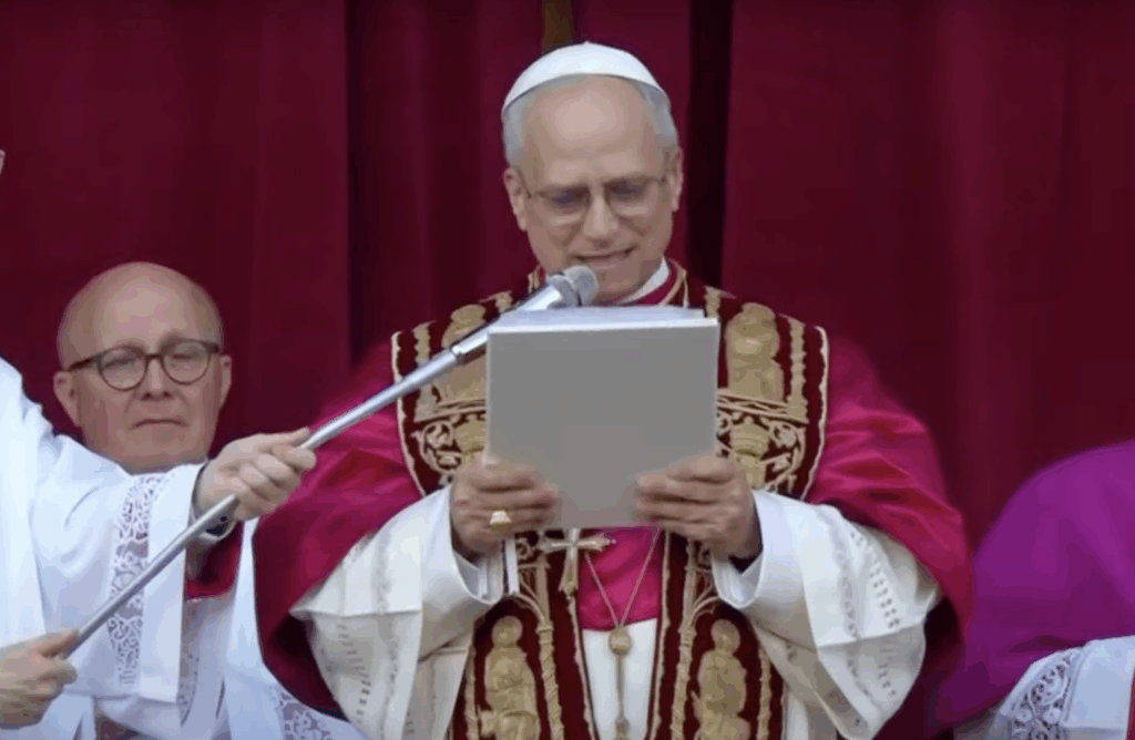 Pope Leo XIV: First American-Born Pontiff in Catholic Church History Pope Leo XIV addresses the crowd from St. Peter