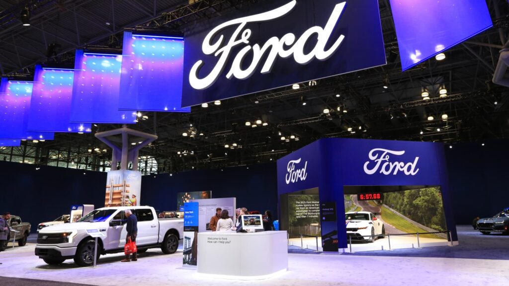 April 2025 Auto Sales Surge: Ford, Hyundai, Kia Report Double-Digit Growth Amid Tariff Concerns Automakers see strong April sales increases amid tariff fear-buying