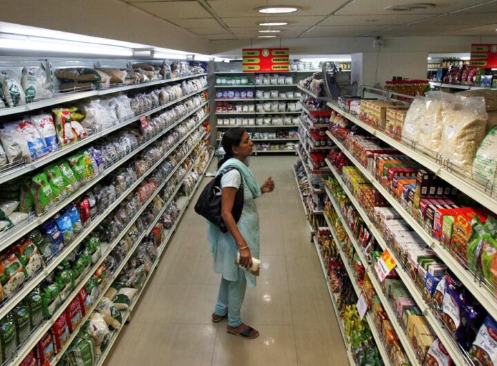 Distributors’ body plans action against FMCG firms over deep discounts