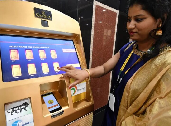 Goldsikka unveils gold-melting ATM - The Hindu BusinessLine