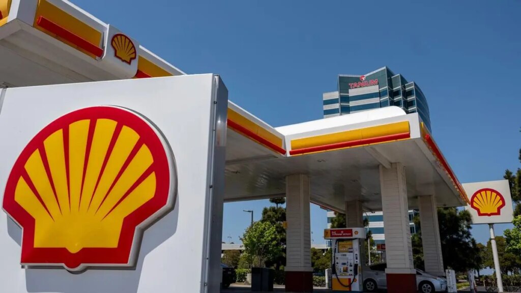 Shell analyses merits of deal Deal as rival’s stock slumps